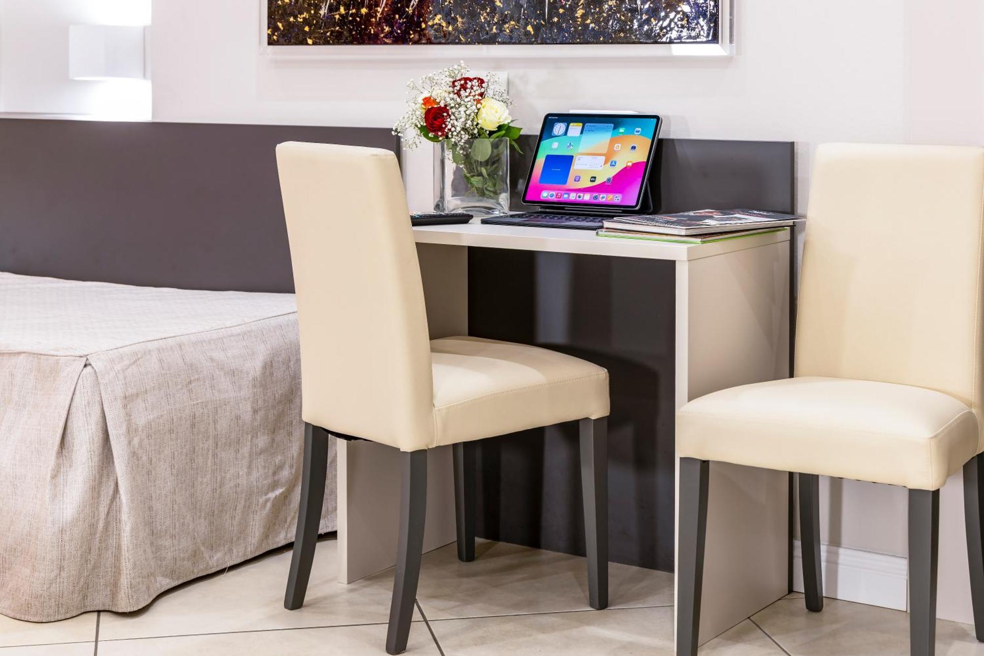 Quarto com 2 Camas de Solteiro